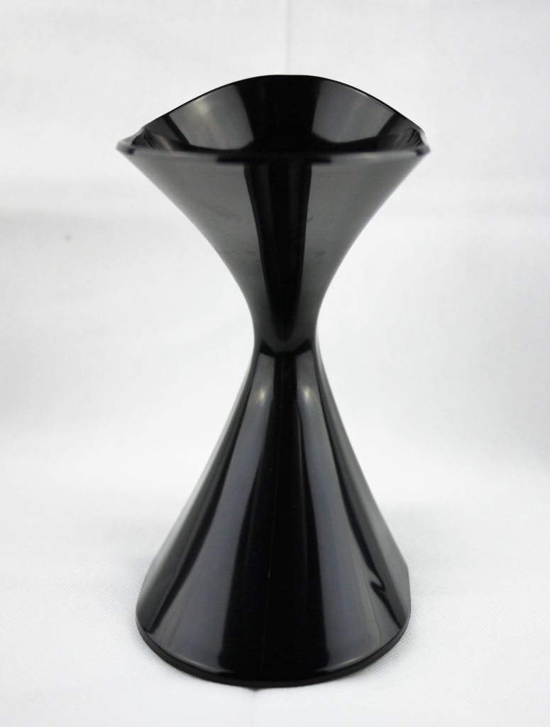 Curved plastic spittoon